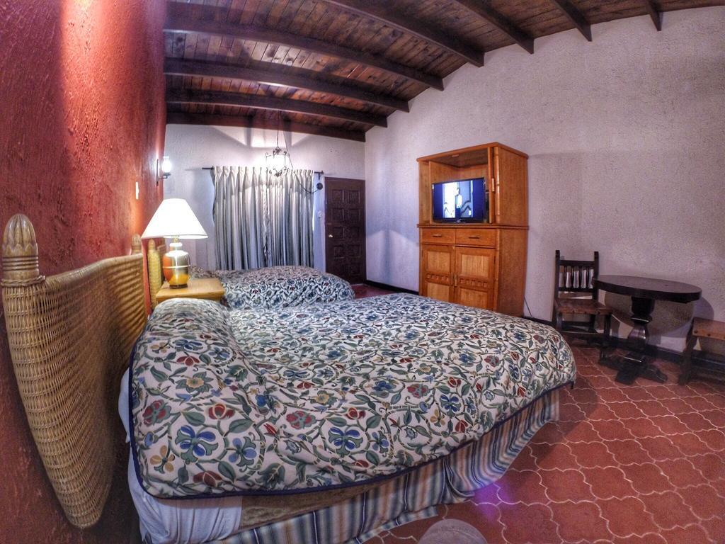 Hotel Parador Santa Cruz Creel Zimmer foto