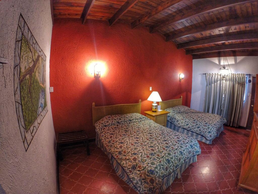 Hotel Parador Santa Cruz Creel Zimmer foto