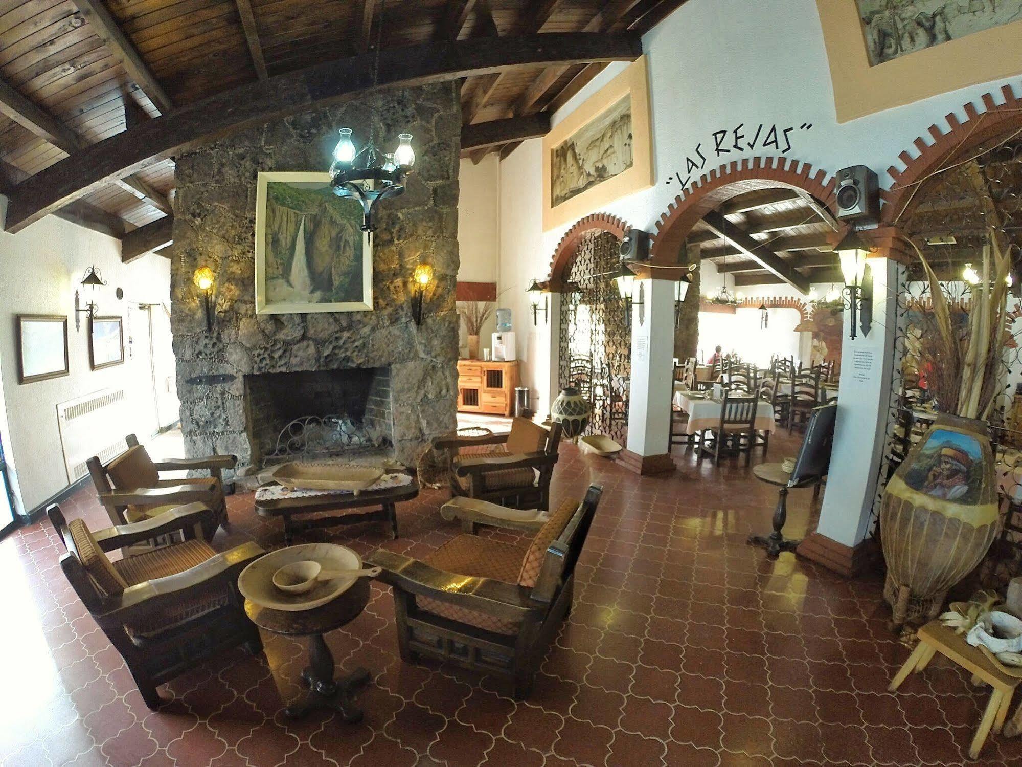 Hotel Parador Santa Cruz Creel Exterior foto